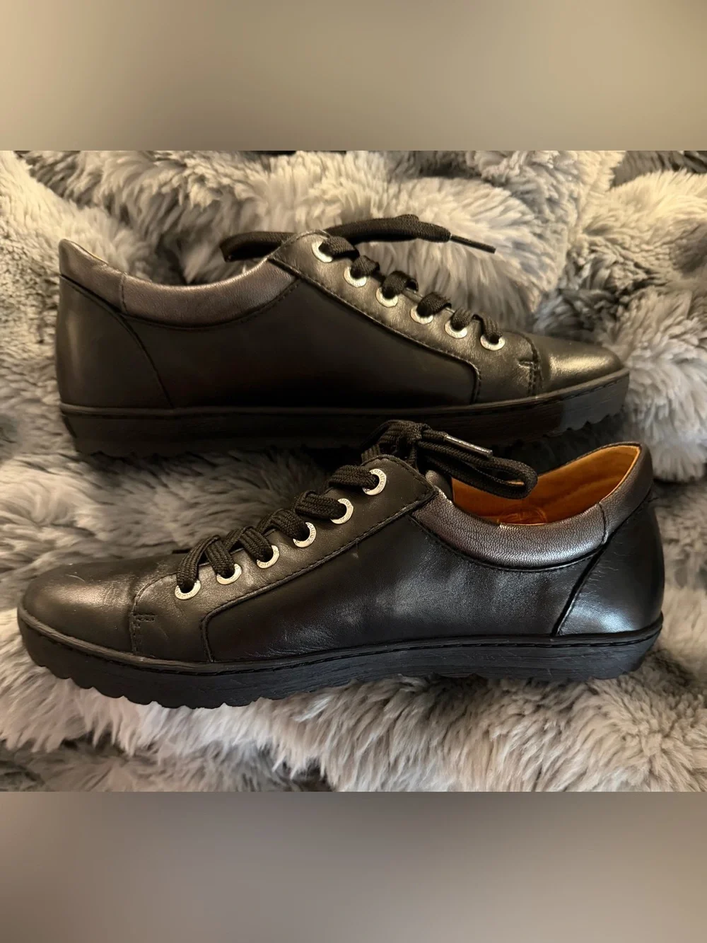 Pikolinos Lagos 901 Black Leather Zip Sneakers Size EU40/US 9-9.5 Like New! $75